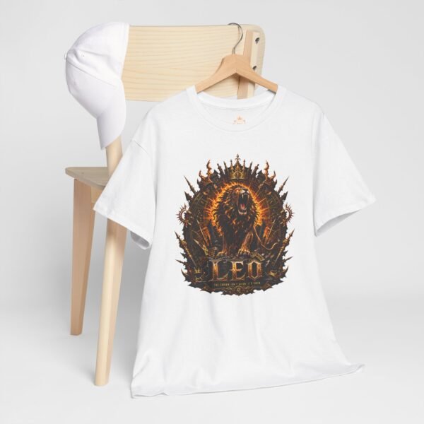 Leo Zodiac Graphic Streetwear T-Shirt