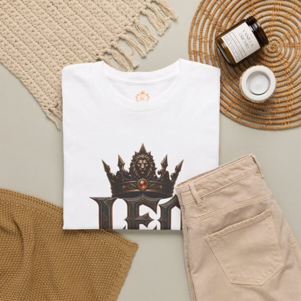 Leo Crown Energy T-Shirt | Bold Gothic Zodiac Streetwear