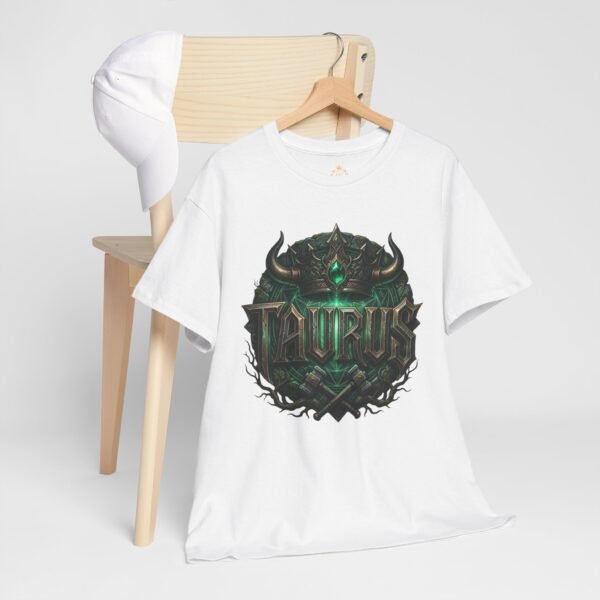 Taurus Crown Graphic Streetwear T-Shirt